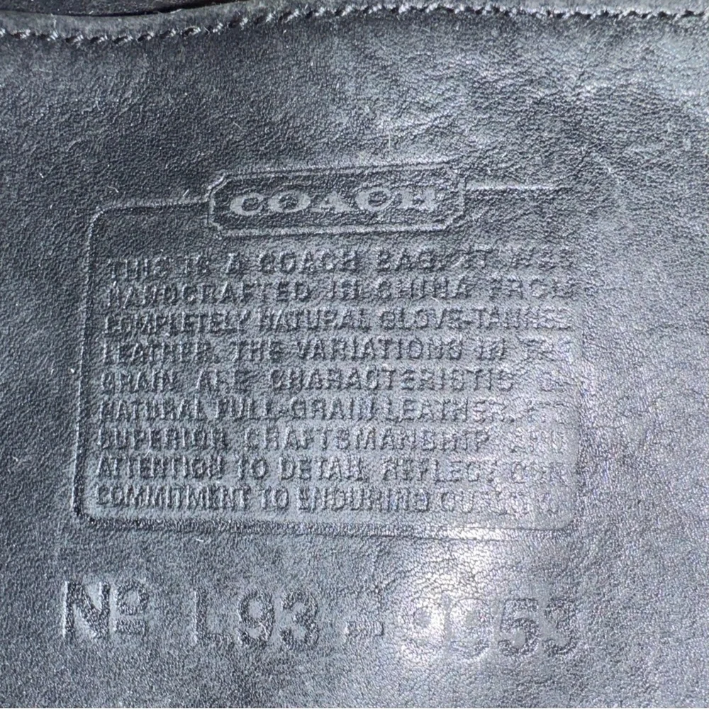 Coach 1993 Helen Berg's Legacy Bucket Bag - Black Glove-tanned leather & brass - Picture 14 of 16